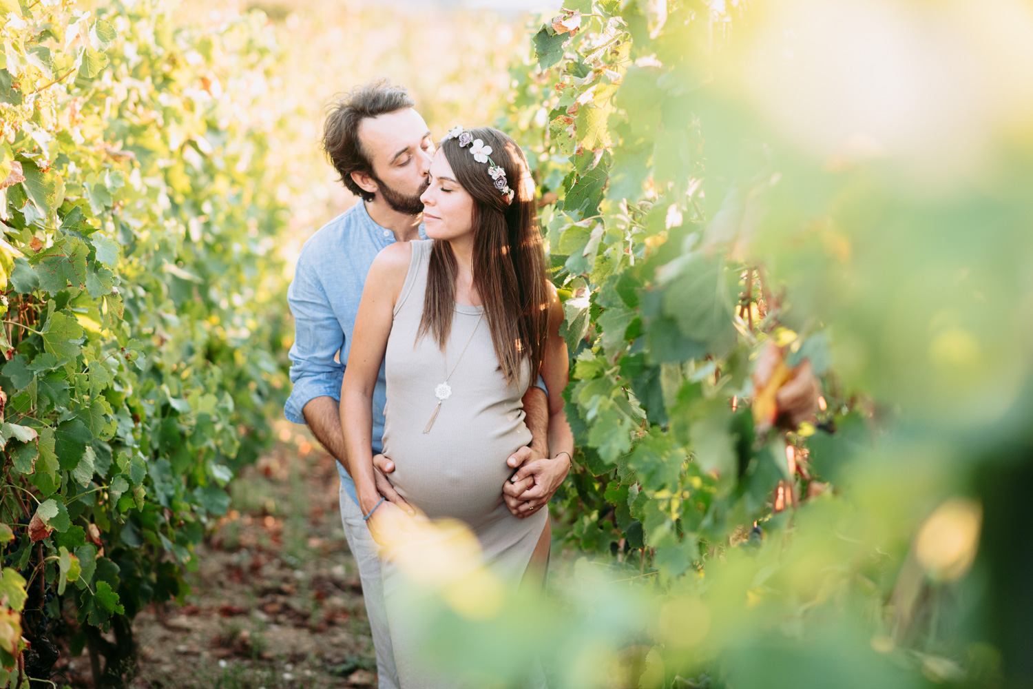 Séance photo grossesse dans les vignes près de Vienne
